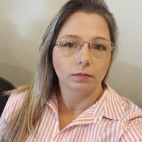 Dra. Thaís Rezende